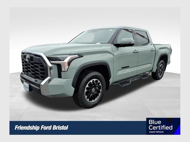 2022 Toyota Tundra SR5 CrewMax Cab 4WD