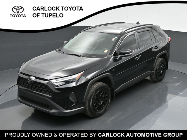 2022 Toyota RAV4 XLE 30