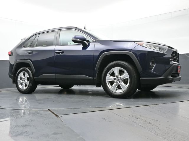 2021 Toyota RAV4 XLE 40