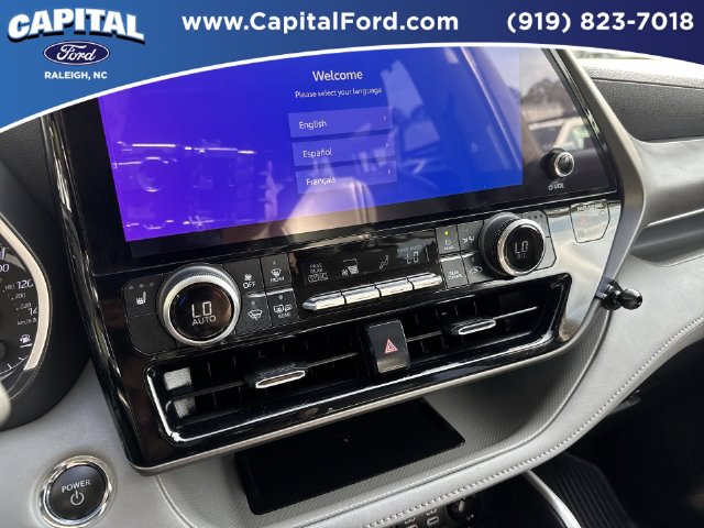 Used 2023 Beige Toyota XLE image 27