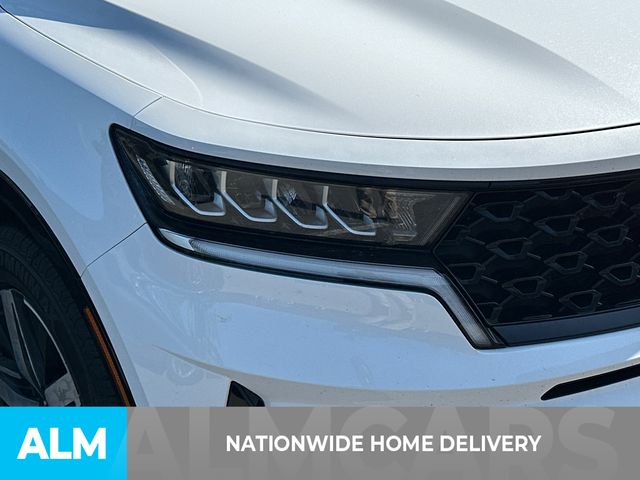 Used 2022 White Kia S image 4