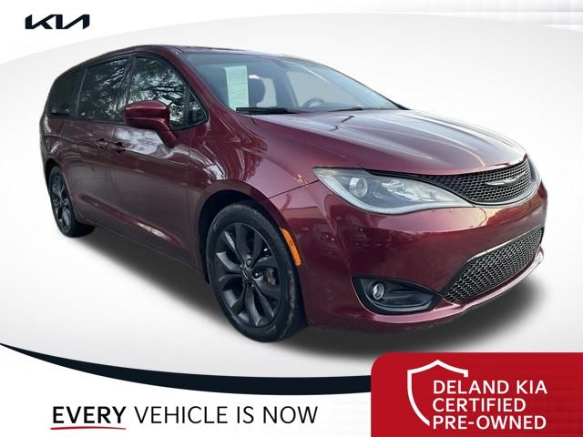 2018 Chrysler Pacifica Touring Plus