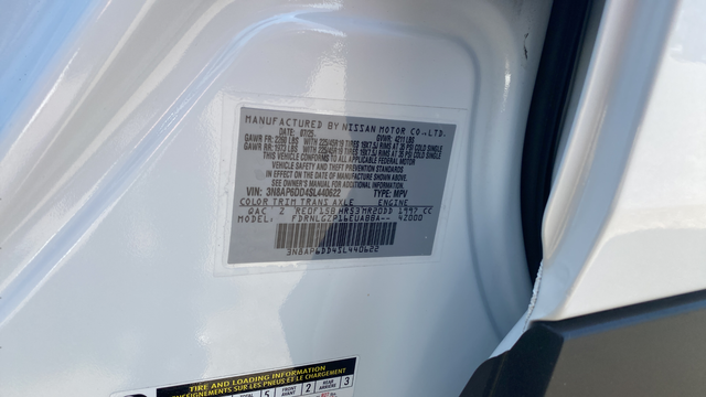 Used 2025 Aspen White Tricoat Nissan SR image 27