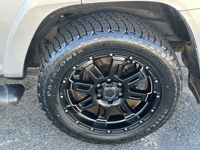 2019 Toyota 4Runner SR5 19