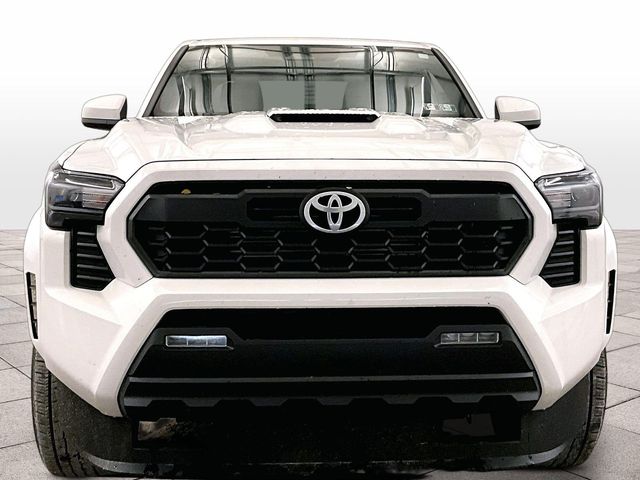 2024 Toyota Tacoma TRD Sport White at Grove City Ford