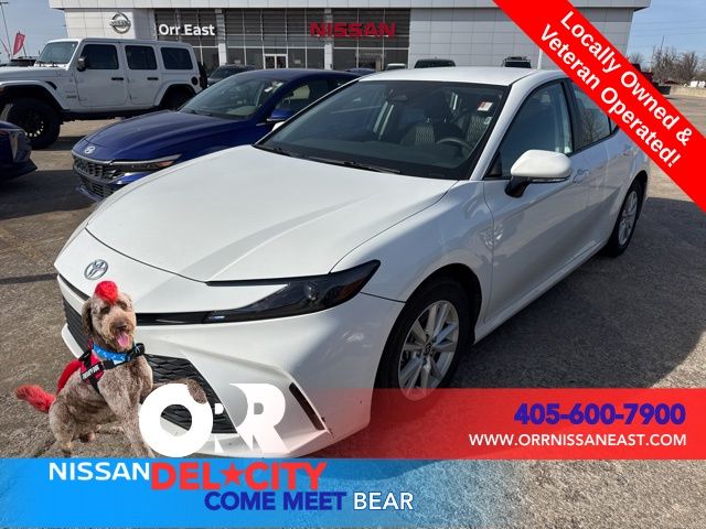 2025 Toyota Camry LE FWD