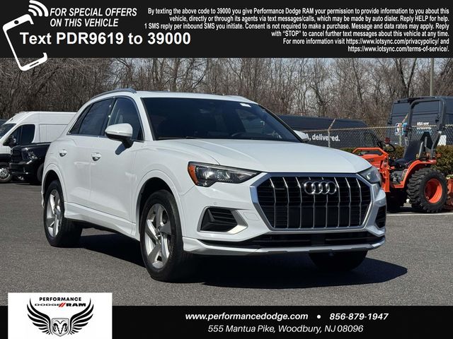 2019 Audi Q3 45 TFSI quattro Premium