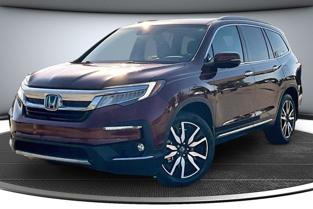Red (Burgundy) 2022 Honda Pilot Touring FWD with Rear Captain's Chairs SUV / Crossover Front-Wheel Drive 9-Speed Automatic