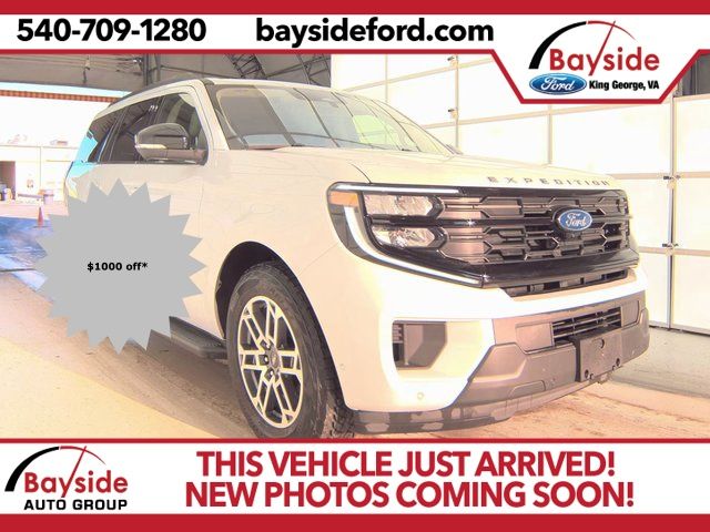 2025 Ford Expedition Active 4WD