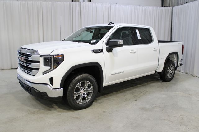 New 2026 White GMC SLE image 25