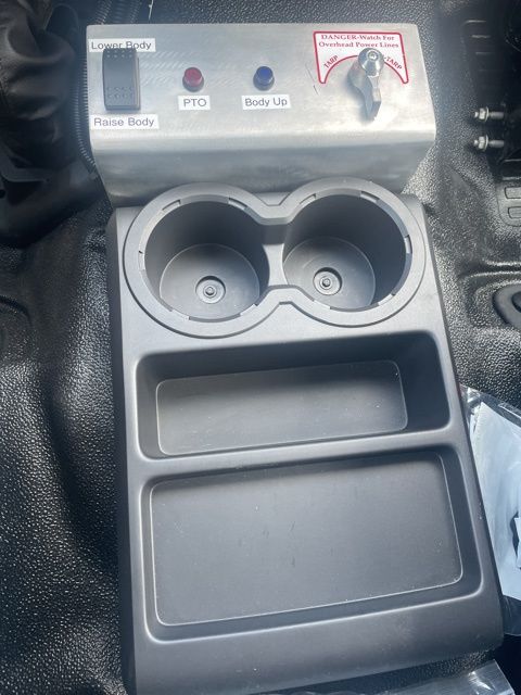 2025 Ford F-650 Super Duty 