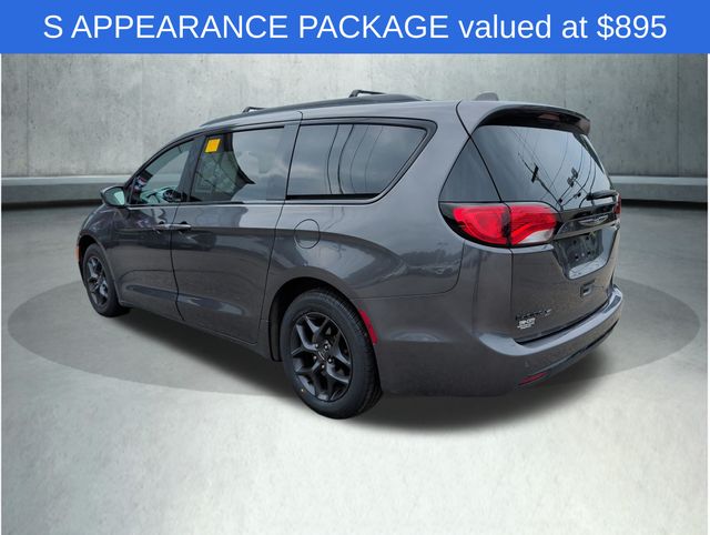 Used 2019 Chrysler Pacifica Van