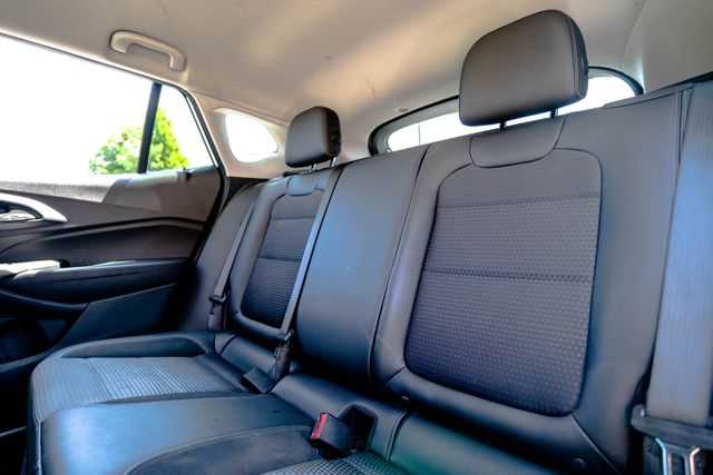 Used 2024 Chevrolet Trax SUV