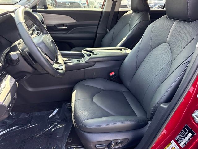 Used 2026 Toyota Grand Highlander SUV