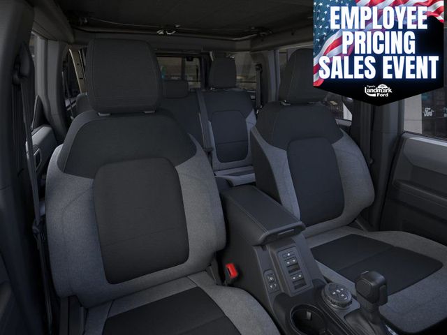 new 2025 Ford Bronco car, priced at $45,184