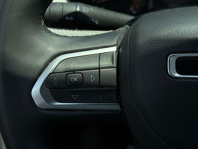 Used 2024 Silver Jeep Limited image 14