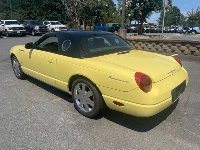 Used 2002  Ford Base image 3
