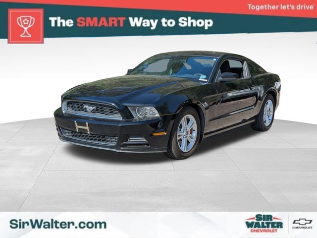 2014 Ford Mustang V6 photo