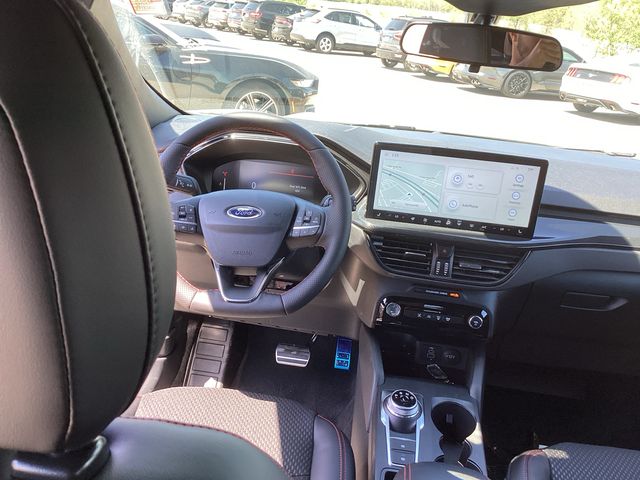 2024 Ford Escape ST-Line 27