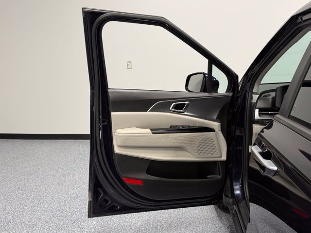 Used 2023 Blue Kia LX image 9