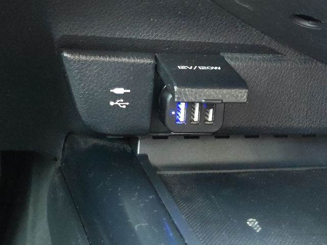 2019 Toyota Camry L:B02043A