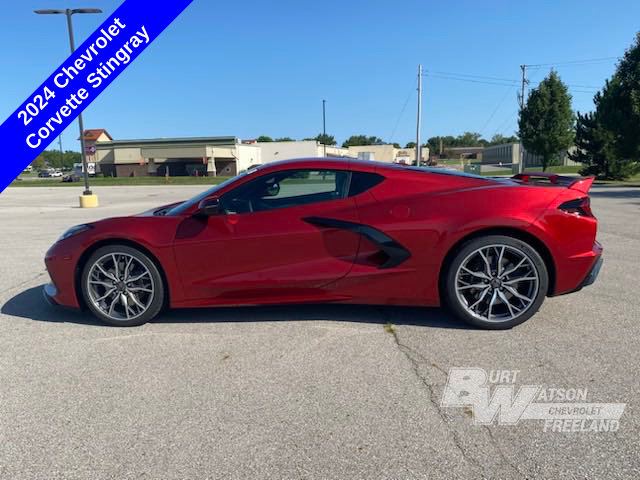 2024 Chevrolet Corvette Stingray 2