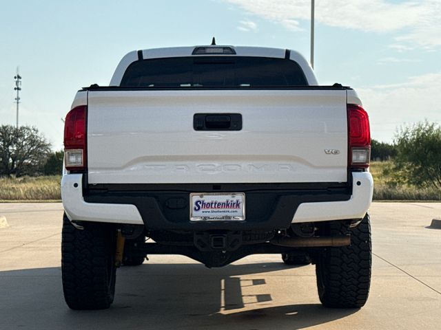 Used 2018 Toyota Tacoma Truck