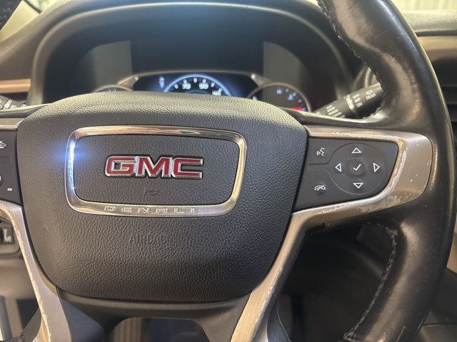 2019 GMC Acadia Denali photo