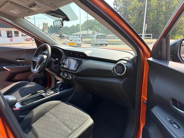 Used 2024 Nissan Kicks SUV
