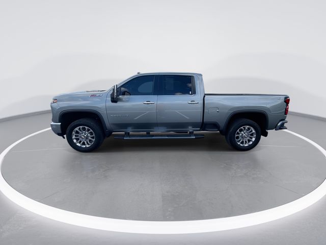 Used 2025 Gray Chevrolet LTZ image 5
