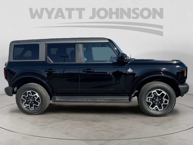 Used 2025 Black Ford Outer Banks image 6