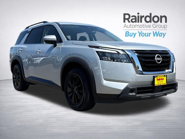 2025 Nissan Pathfinder SV 4WD