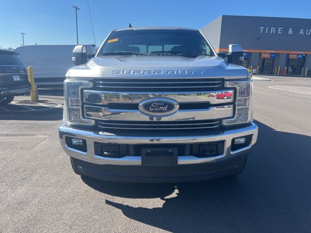 2019 Ford F-250SD Lariat 2