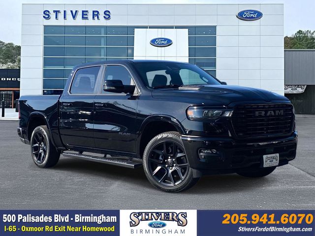 Diamond Black Crystal Pearlcoat 2026 RAM 1500 Laramie Crew Cab 4WD Pickup Truck Four-Wheel Drive 8-Speed Automatic