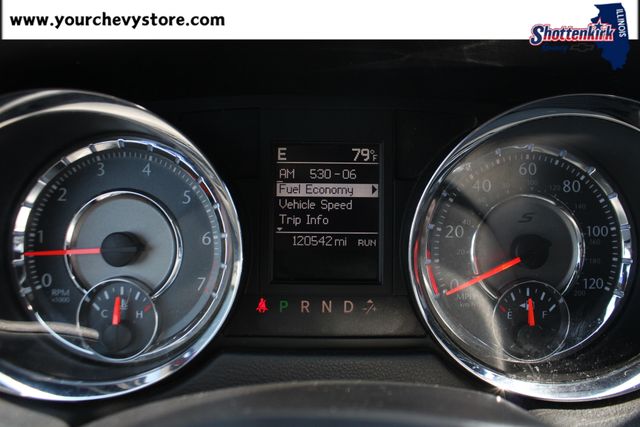 Used 2014 Chrysler Town & Country Van
