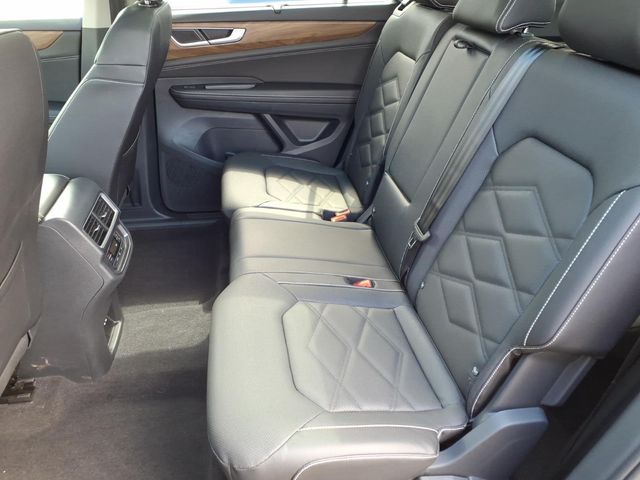 2026 Volkswagen Atlas - Image 22