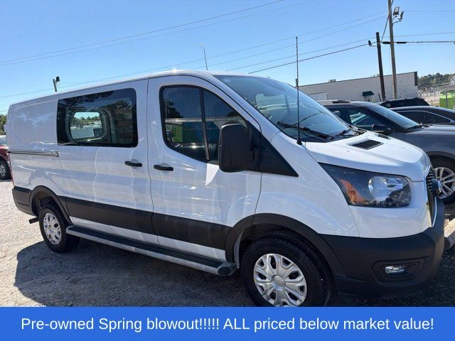 Used 2025 White Ford XL image 9