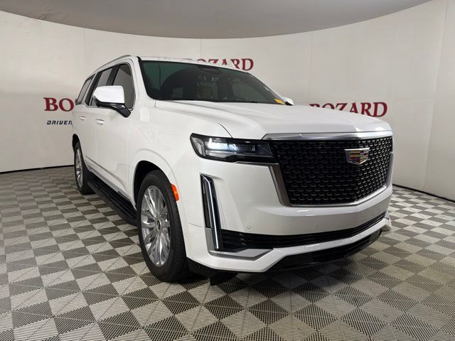 Crystal White Tricoat 2022 Cadillac Escalade SUV / Crossover Rear-Wheel Drive Automatic