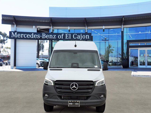 New 2026 White Mercedes-Benz Cargo 170 WB image 2