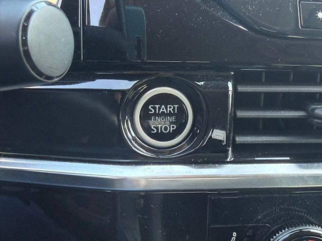 Used 2023 Nissan Pathfinder SUV