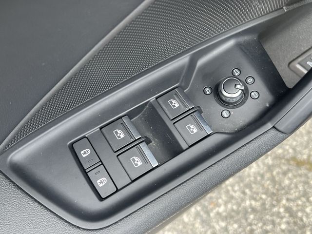 Used 2024  Audi Premium image 33