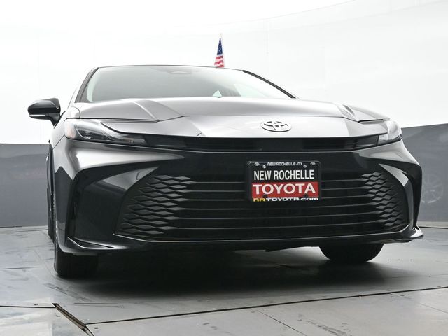 2025 Toyota Camry LE 36