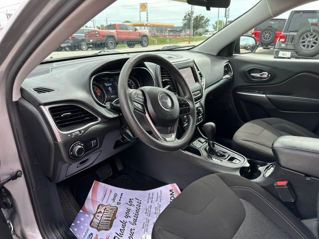 2020 Jeep Cherokee Latitude 27