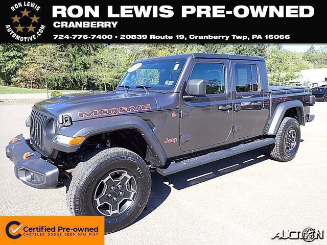 Gray (Granite Crystal Metallic Clearcoat) 2021 Jeep Gladiator Mojave Crew Cab 4WD Pickup Truck Four-Wheel Drive 8-Speed Automatic
