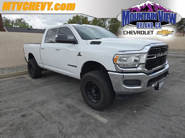 Bright White Clearcoat 2019 RAM 2500 Big Horn Crew Cab 4WD Pickup Truck Four-Wheel Drive 6-Speed Automatic