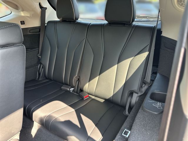 2023 Acura MDX Advance  at Spitzer Acura