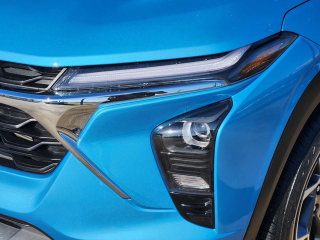 2025 Chevrolet Trax LT Blue at Classic Elite Chevrolet Sugar Land