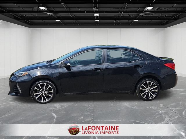 Used 2017 Toyota Corolla SE with VIN 2T1BURHE0HC943007 for sale in Livonia, MI