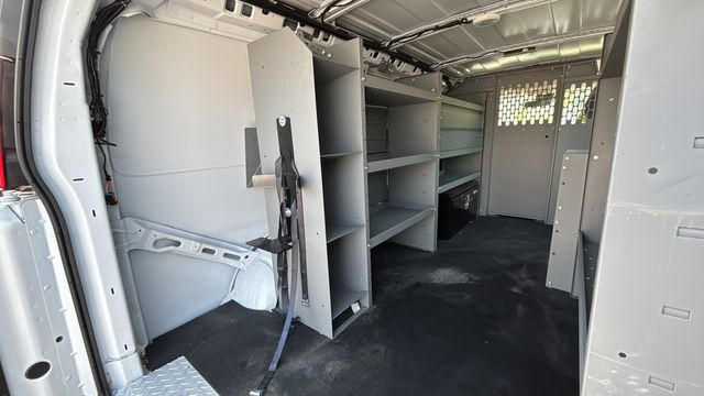 Used 2025 White Chevrolet Work Van image 33