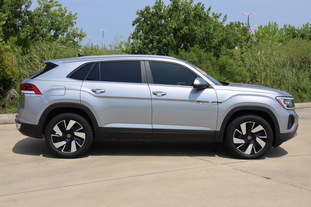 2024 Volkswagen Atlas Cross Sport 2.0T SE w/Technology Silver at Bayway Cadillac of The Woodlands